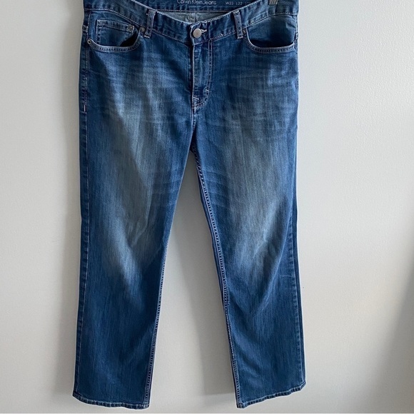 ⭐️HOST PICK⭐️ Calvin Klein Jeans - Picture 1 of 4